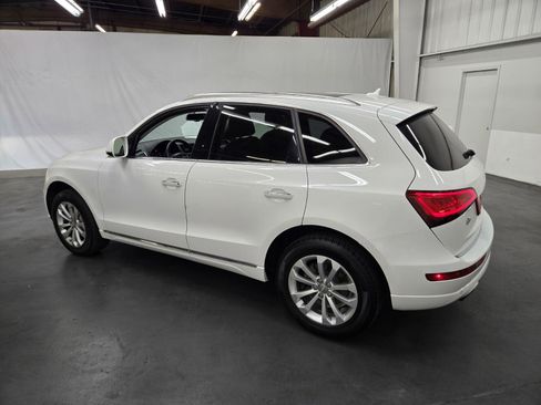 Used 2015 Audi Q5 2.0T Premium Plus w/ Technology Package image 3