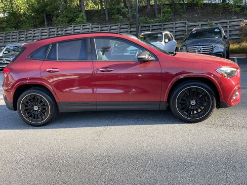 Certified 2025 Mercedes-Benz GLA 250 image 5