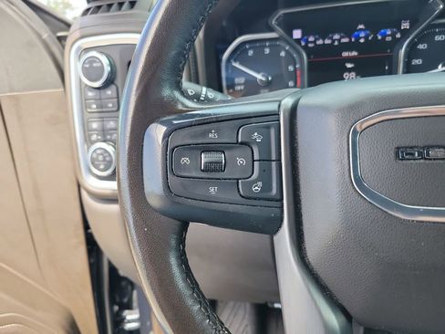 Used 2021 GMC Sierra 1500 Denali w/ Denali Ultimate Package AWD/4WD image 18