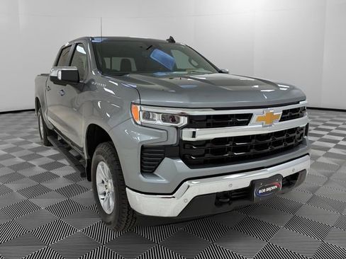 Certified 2024 Chevrolet Silverado 1500 LT w/ Safety Package AWD/4WD image 7