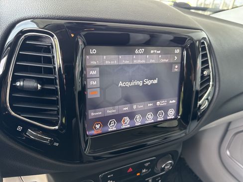 Used 2021 Jeep Compass Limited AWD/4WD image 22