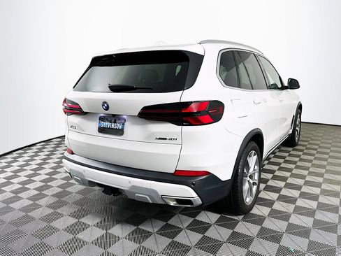 Used 2025 BMW X5 xDrive40i w/ Parking Assistance Package image 7