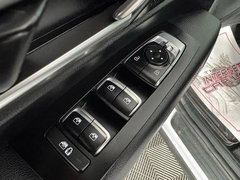 Used 2024 Kia Telluride LX image 40