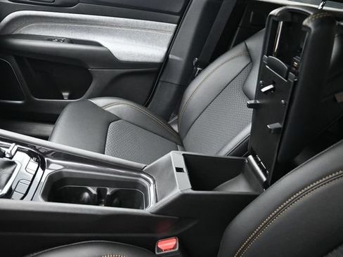 New 2026 Jeep Compass Latitude AWD/4WD image 32