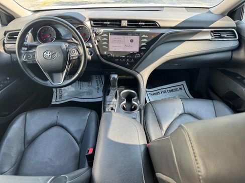 Used 2020 Toyota Camry XSE FWD image 15