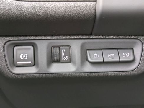 Certified 2023 GMC Acadia Denali w/ Denali Ultimate Package AWD/4WD image 17