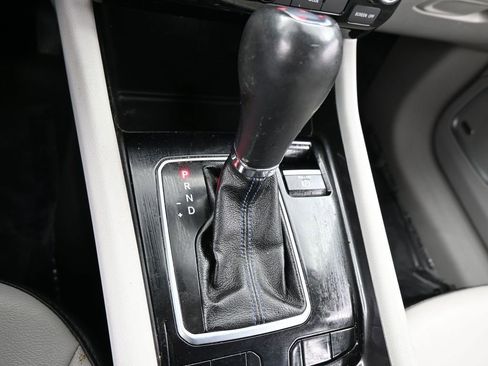 Used 2022 Jeep Compass Latitude w/ Sun and Sound Group image 27