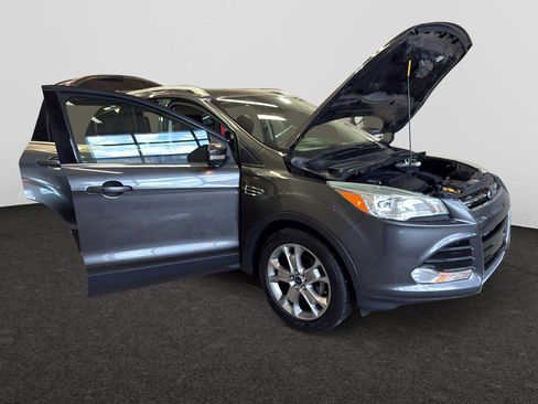 Used 2015 Ford Escape Titanium FWD image 7