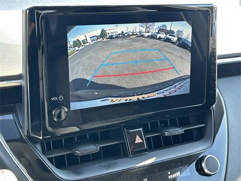 Used 2023 Toyota Corolla LE image 20