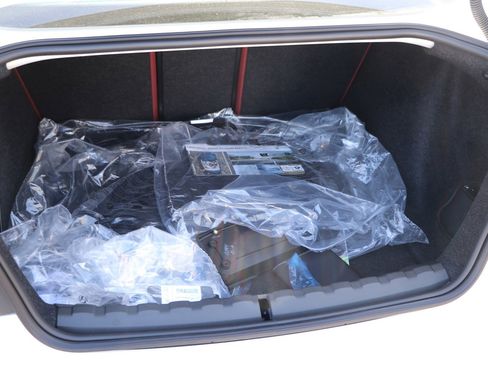 Certified 2025 BMW 230i Coupe w/ Convenience Package image 36