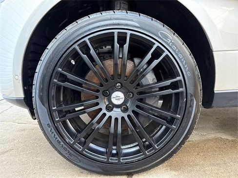 Used 2015 Land Rover Range Rover Autobiography image 27