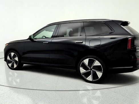 Used 2025 Volvo EX90 Ultra w/ Protection Package Premier AWD/4WD image 7