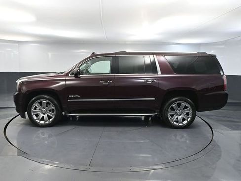 Used 2017 GMC Yukon XL Denali w/ Open Road Package image 11