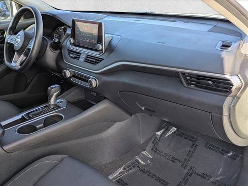 Used 2022 Nissan Altima 2.5 SV image 20