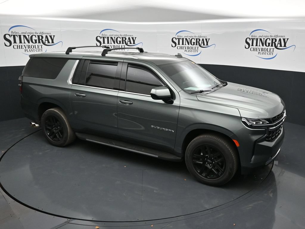 Used 2023 Chevrolet Suburban LS RWD image 18