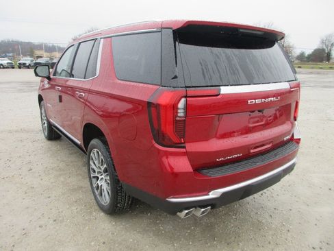 New 2026 GMC Yukon Denali image 7
