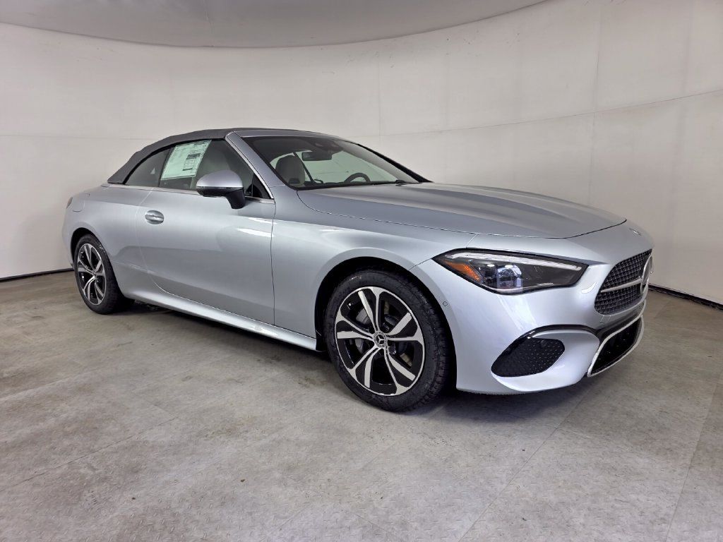 New 2027 Mercedes-Benz CLE 300 4MATIC Cabriolet image 9