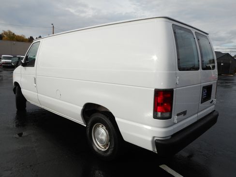 Used 1998 Ford E-150 and Econoline 150 image 9