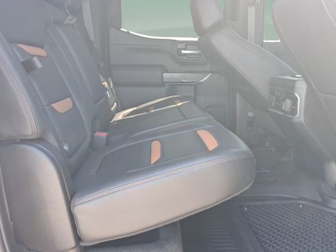 Used 2021 GMC Sierra 1500 AT4 w/ AT4 Premium Package AWD/4WD image 29