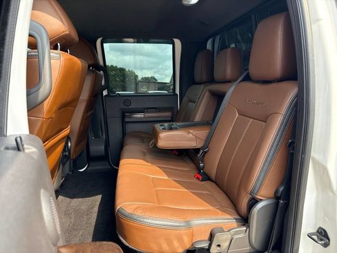 Used 2016 Ford F250 Platinum w/ FX4 Off-Road Package AWD/4WD image 46