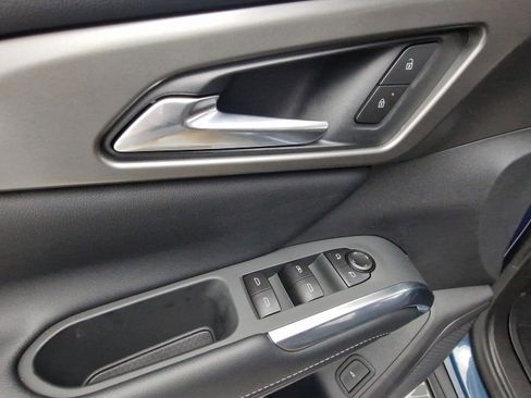 New 2026 Chevrolet Traverse LT w/ Driver Confidence Package image 13