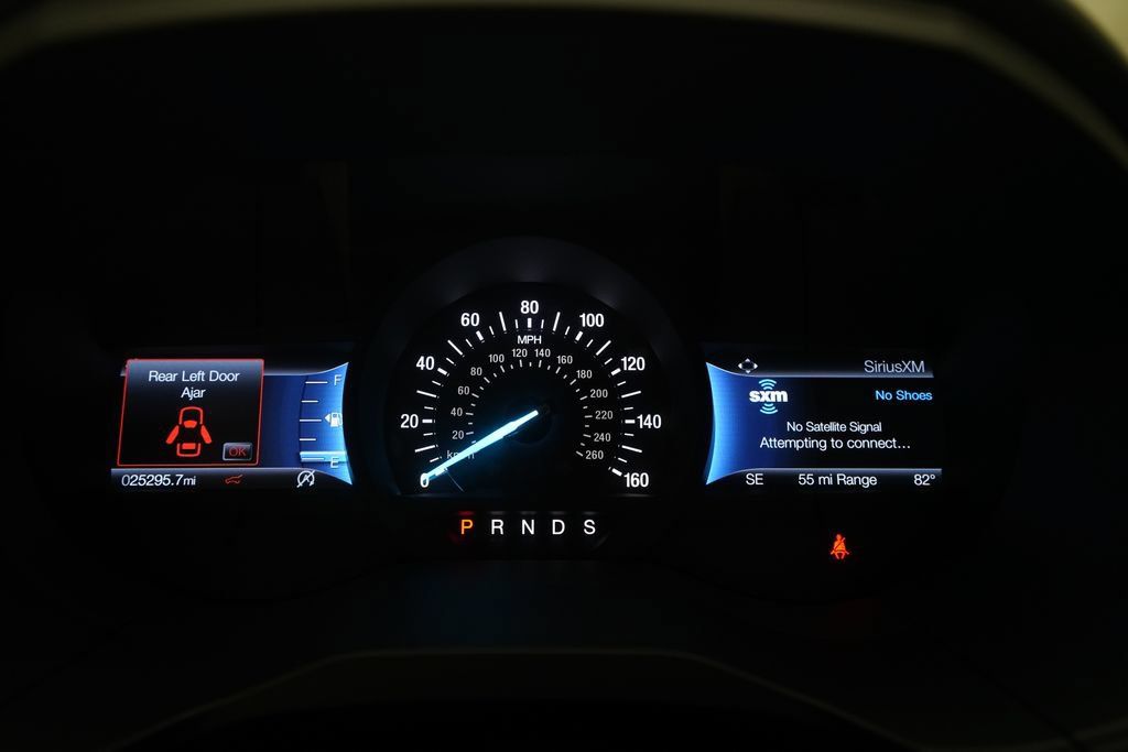 Used 2024 Ford Edge SEL w/ Convenience Package AWD/4WD image 2