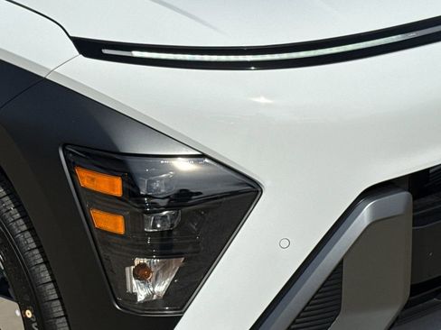 New 2026 Hyundai Kona Limited FWD image 4