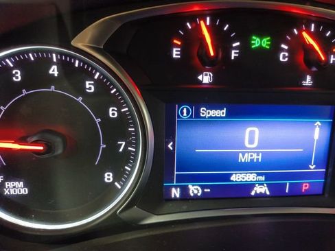 Used 2022 GMC Terrain SLE w/ Driver Convenience Package AWD/4WD image 11