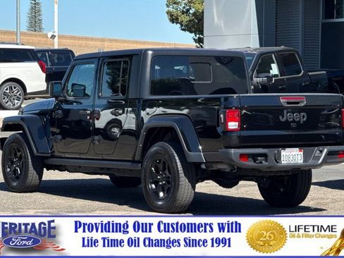 Used 2022 Jeep Gladiator Sport AWD/4WD image 6