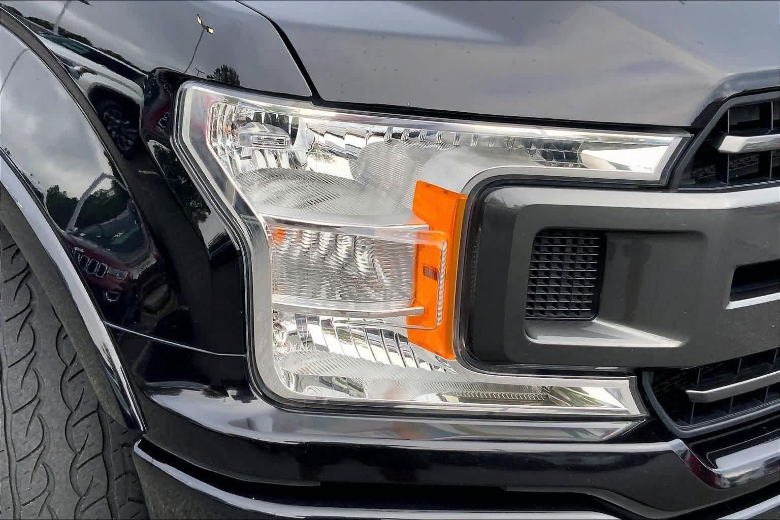 Used 2019 Ford F150 XLT w/ Equipment Group 302A Luxury AWD/4WD image 24