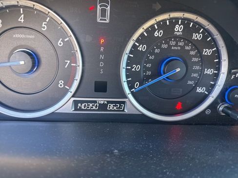 Used 2014 Honda Crosstour EX-L image 2