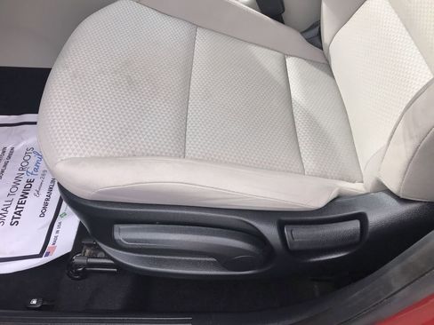 Certified 2024 Kia Soul LX FWD image 12