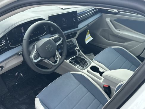 New 2026 Volkswagen Jetta SE image 12