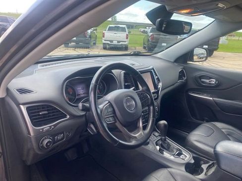 Used 2020 Jeep Cherokee Limited AWD/4WD image 4