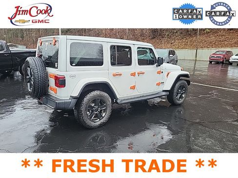 Used 2022 Jeep Wrangler Unlimited Sahara image 7