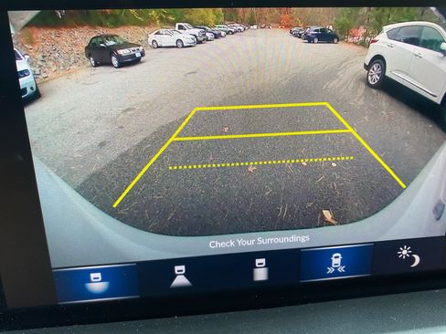 Used 2024 Acura MDX SH-AWD w/ Technology Package image 17