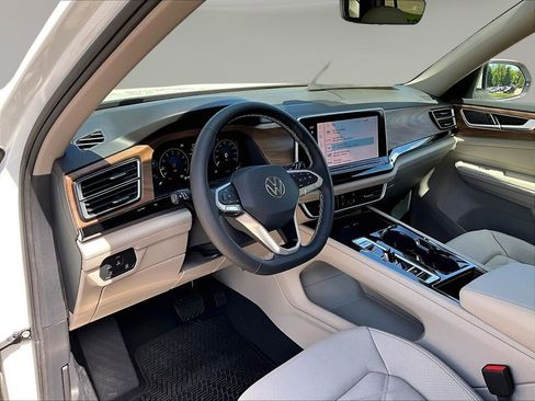 New 2026 Volkswagen Atlas SE AWD/4WD image 22