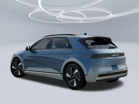 New 2026 Hyundai Ioniq 5 Limited image 5