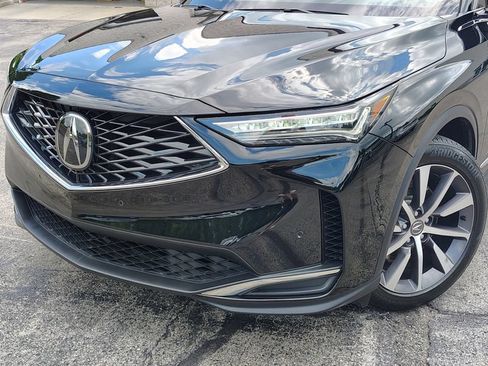 Used 2025 Acura MDX SH-AWD w/ Technology Package image 2