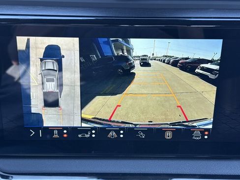 New 2026 GMC Sierra 1500 AT4 w/ AT4 Premium Package AWD/4WD image 9