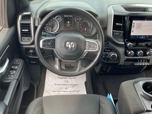 Used 2025 RAM 1500 Big Horn AWD/4WD image 10