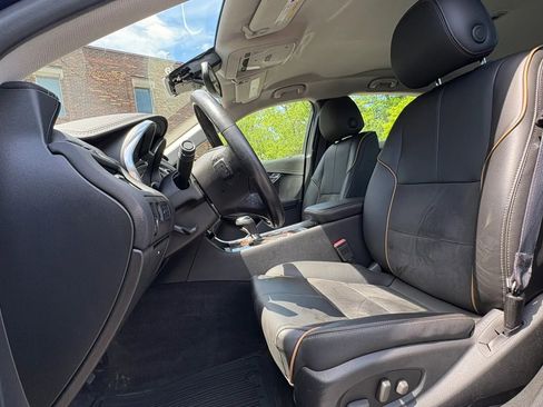 Used 2014 Chevrolet Impala LT w/ Premium Seating Package FWD image 2