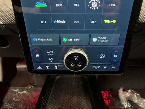 New 2025 Ford Mustang Mach-E Premium image 27