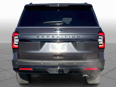 Used 2024 Ford Expedition Limited image 4