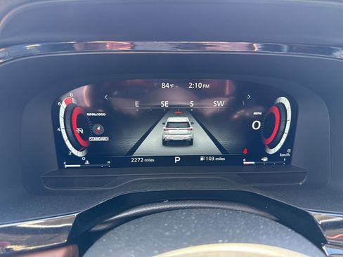 Used 2025 Nissan Pathfinder Platinum w/ Cargo Package image 7