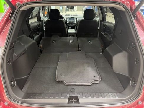 Used 2018 Chevrolet Equinox LT image 15