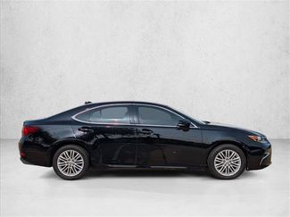 Used 2017 Lexus ES 350 w/ Premium Package FWD video 4