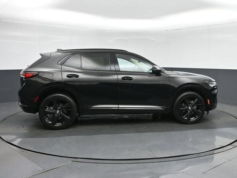 Used 2023 Buick Envision Preferred FWD image 8