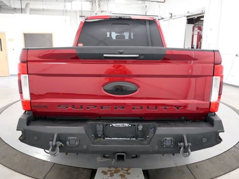 Used 2019 Ford F250 Lariat w/ Lariat Ultimate Package AWD/4WD image 6