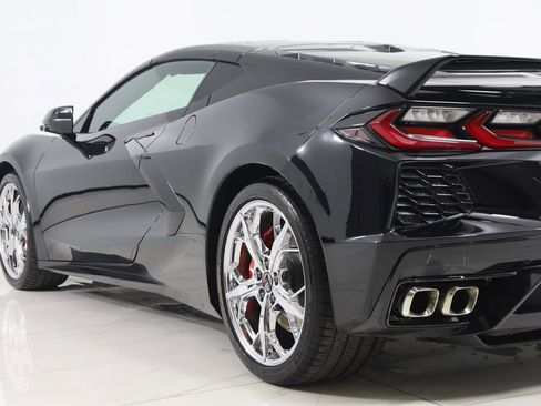 Used 2020 Chevrolet Corvette Stingray Premium Cpe w/ 3LT Preferred Equipment Group image 39